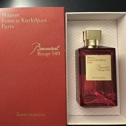 Baccarat Rouge 540 200ml In Box 