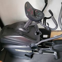 Octane Fitness Elliptical