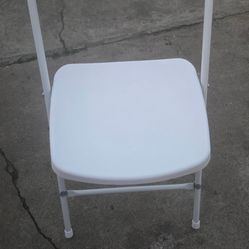 Folding Chairs 