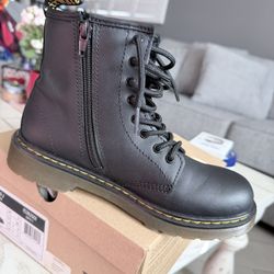 Dr. Martens