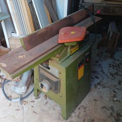 Central Machinery Jointer