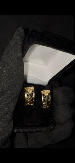 14K FLOWER EARRINGS