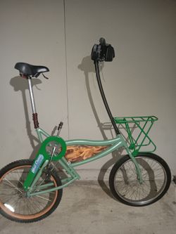 BURNING MAN CUSTOM TALL BIKE BE ABOVE THE REST OF THE CROWD, BEACH CRUISER FRAME ,REAR COASTER BRAKE ,MONGOOSE BARS,NEW TUBES, COMFY SEAT,.READY FOR Y