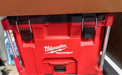 Milwaukee large box