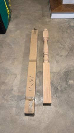 2 Unfinished Red Oak Newel Post for Stair