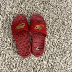 Used Like New,Puma,Red,10