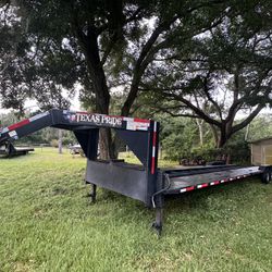 2021 Texas Pride 40 FT Trailer Car Hauler