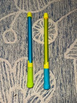 2 Water Blasters