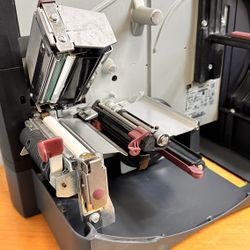 Zebra ZM400 Thermal Transfer Label Printer USB Serial Parallel