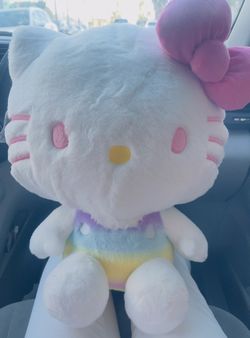 Hello kitty Rare find plush For her 😍