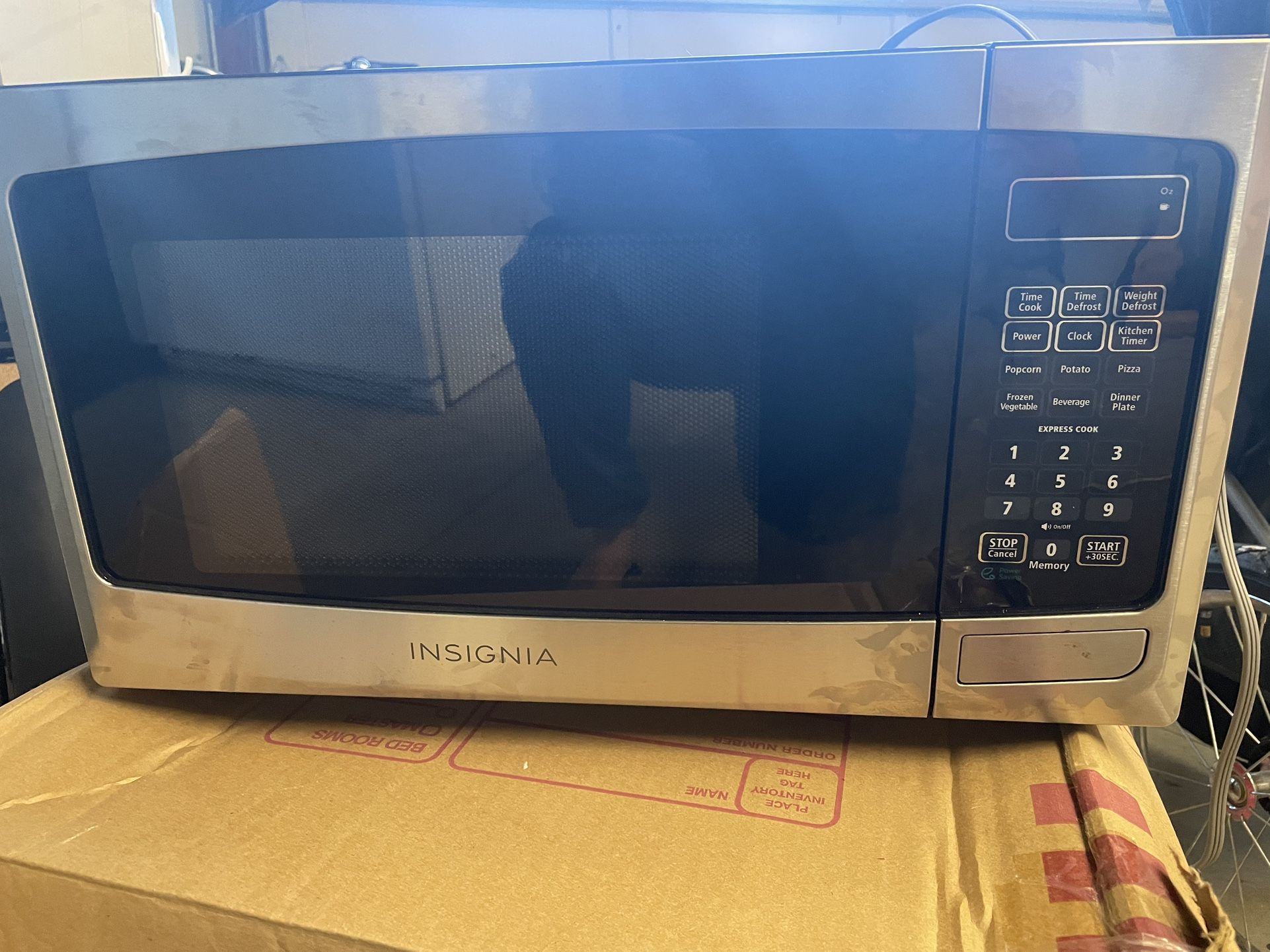 Insignia small countertop Microwave