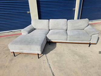 Mcm sectional