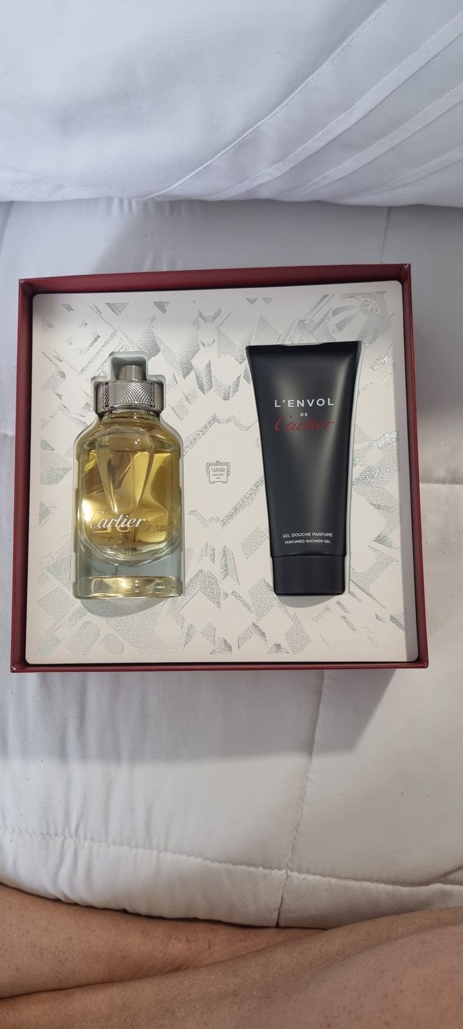 Cartier Perfume Gift Set for Men Set L'envol EDP Shower Gel