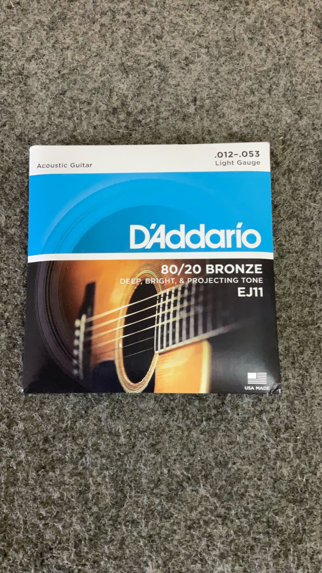 D’ADDARIO 80/20 BRONZE EJ11 ACOUSTIC GUITAR.