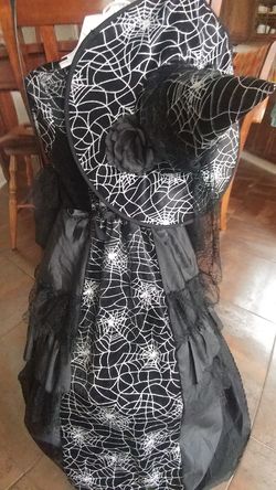 Witch costume