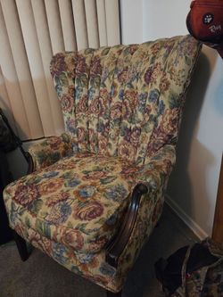 Vntiage Chair