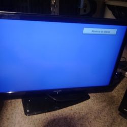 Phillips 1080p 32 Inch TV  Works Perfectly 