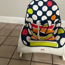Fisher price Baby Rocking Chair / Silla De Bebe 
