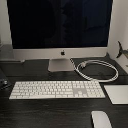 iMac 21.5” (Like New) – FULL Apple Setup – Must Go