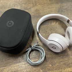 Beats Solo 4 Pink W/ Case & Charger *5656