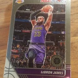2019-20 Hoops Premium Stock Lebron James Lakers 