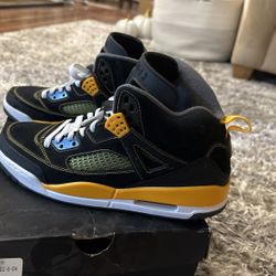 Jordan Spizike Size 12 Black University Gold 