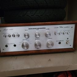 Morantz Model 1060 Stereo Amplifier 
