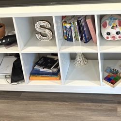 Tv Stand w/ Book Storage