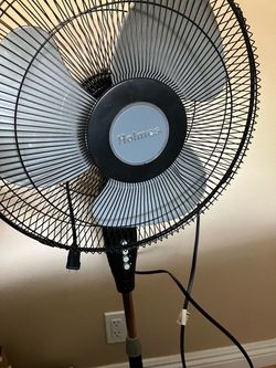 Holmes fan very good condition
