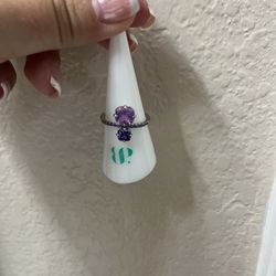 Size 8 Sterling Silver Ring 