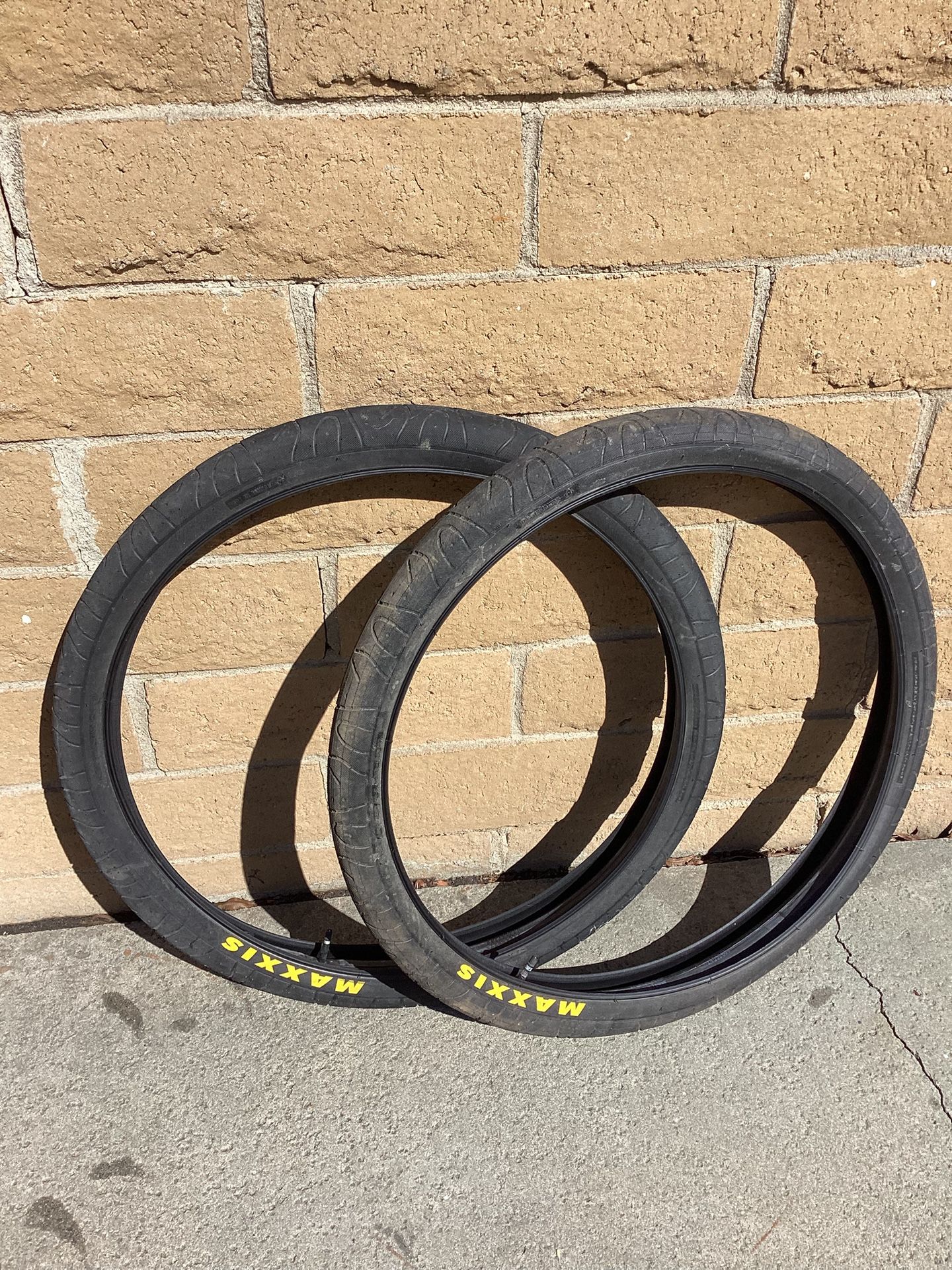 Maxxis Hookworm 29-inch | 29 x 2.50 W / 2 Tubes