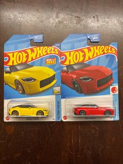 Hot Wheels Nissan Z Proto & 2023 Nissan Z Set