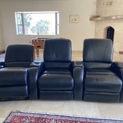 Genuine Leather Home Theatre Seating With Power Recliner