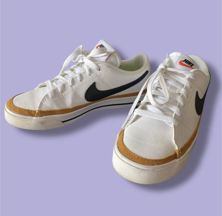 Nike Court Legacy Women’s Size 6