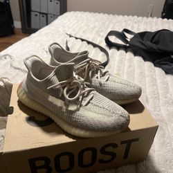 Size 9 - Yeezy Boost 350 V2 Citrin Non-Reflective