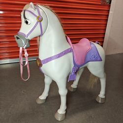 TANGLED Disney Princess Playdate Maximus