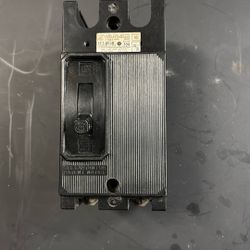 ITE / Siemens EZ-B030 30 Amp 2-Pole Circuit Breaker – 240V