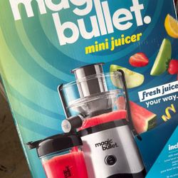 Magic Bullet Mini Juicer 400 Watt Motor Base 