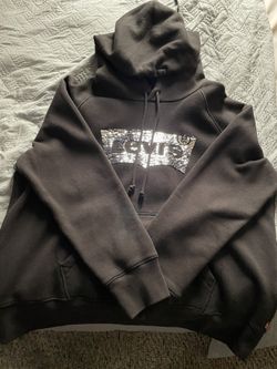 Levi’s Sweater