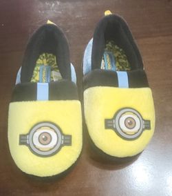 Minion slippers
