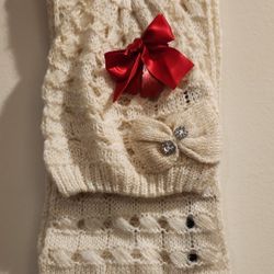 Get Your Comfortable Nice Set Hat And Scarf Available Now 