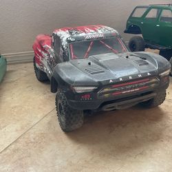 ARRMA 1/10 SENTON 4X4 V3