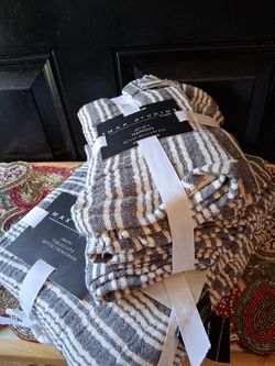 Tablecloth And 8 Napkins, 100% Cotton 