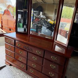 King size bedroom set