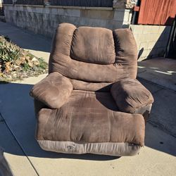 Big Comfy Recliner Chair