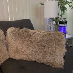 Very beautiful couch pillows great condition