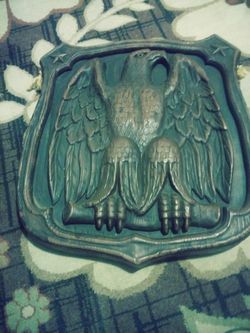 Eagle plaque
