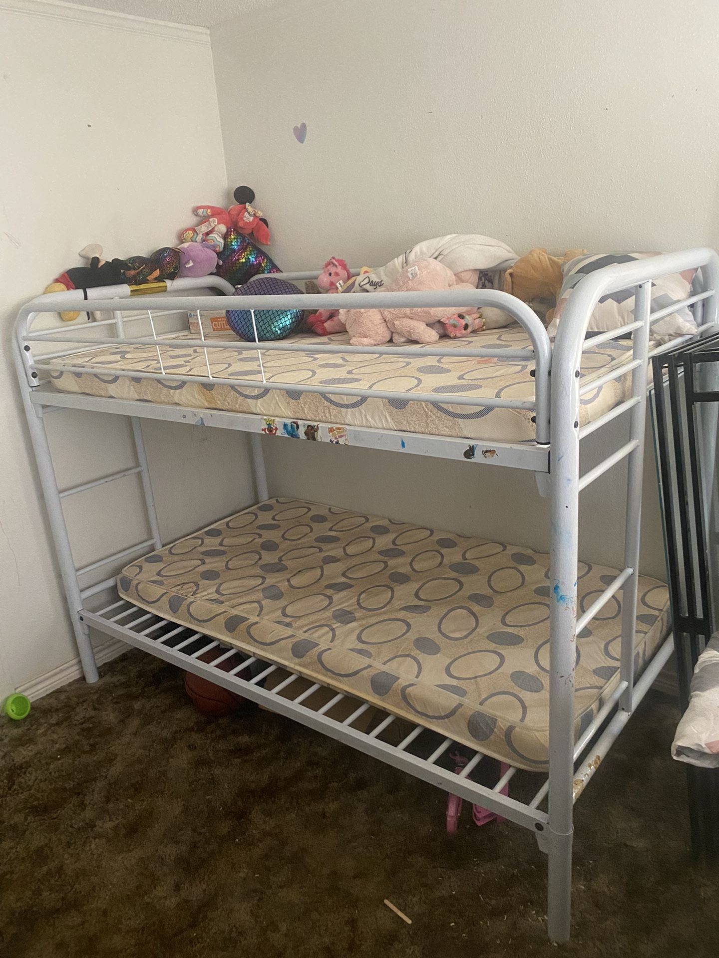 Twin Size Bunk bed