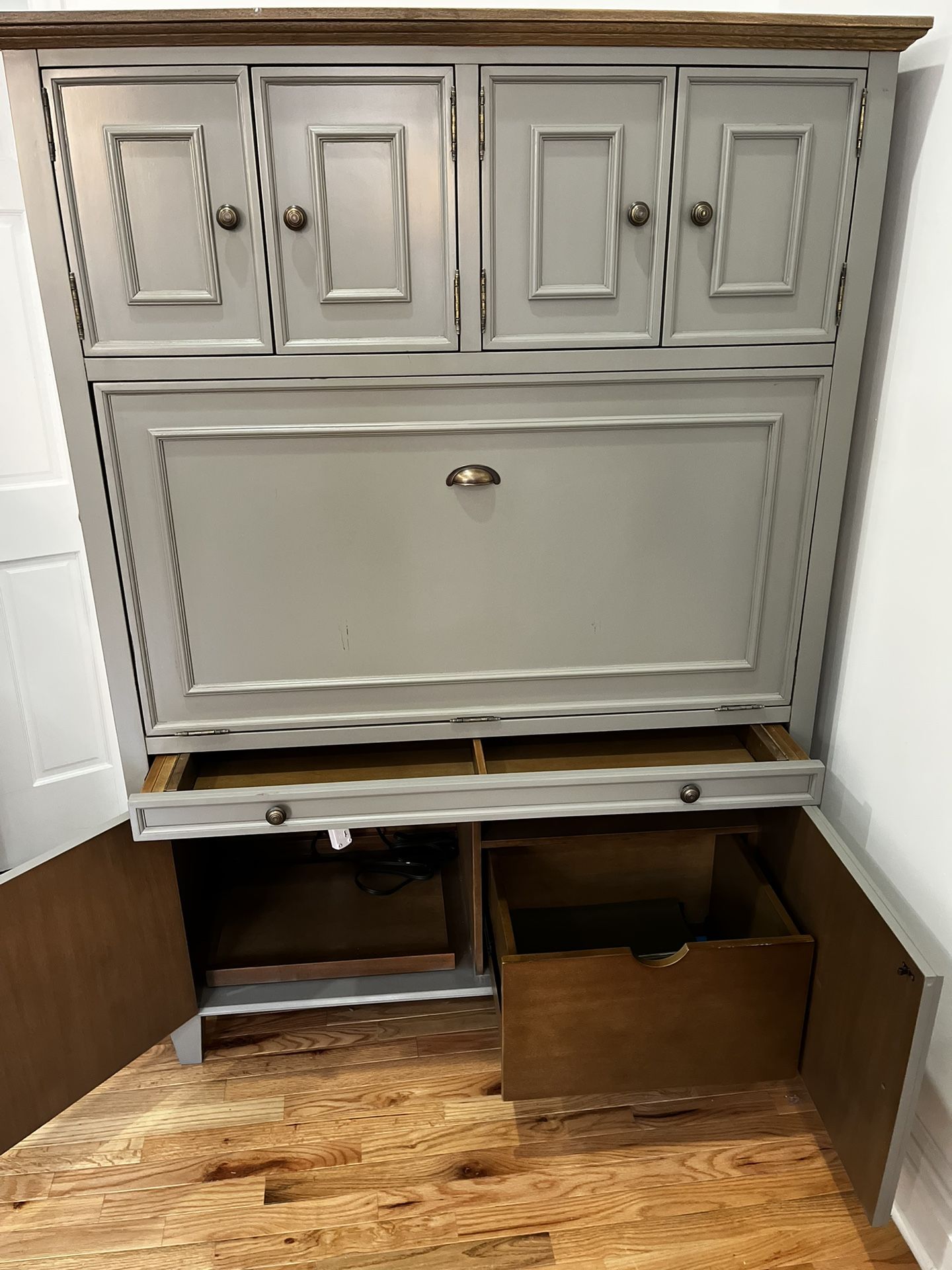 Alderson Hideaway Desk