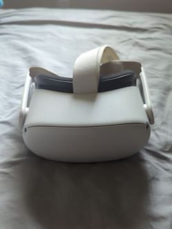 Meta Quest 2 (+External Battery) (Price Negotiable)